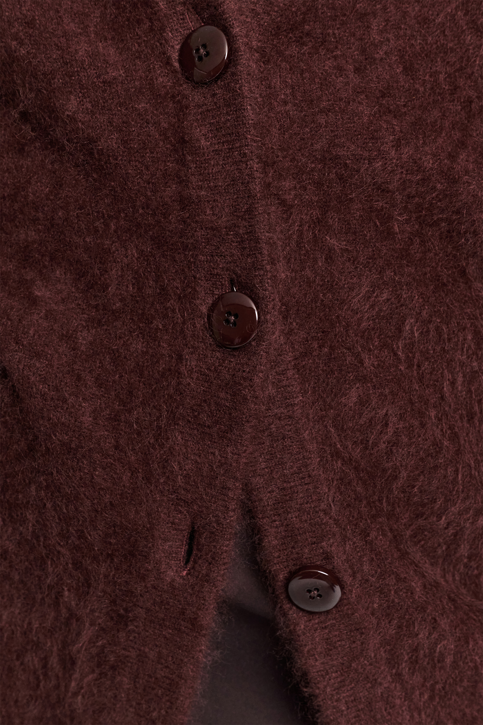 Dorothee Schumacher Fluffy Cardigan mit V-Ausschnitt dark chocolate