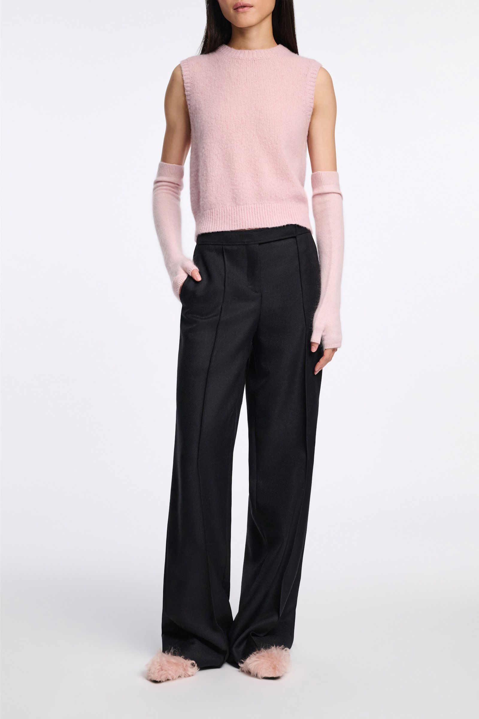 Dorothee Schumacher New cashmere knit shell light pink
