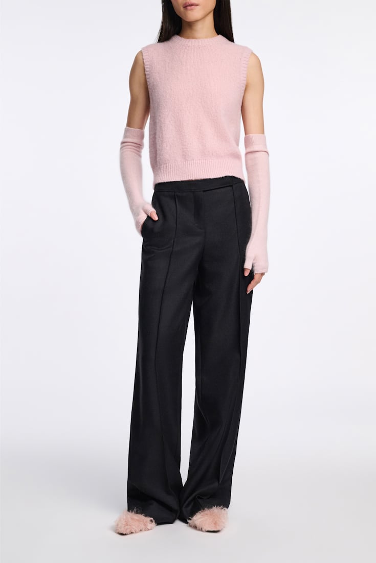 Dorothee Schumacher New cashmere knit shell light pink