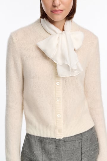 Dorothee Schumacher Cardigan mit Rundhalsausschnitt camellia white