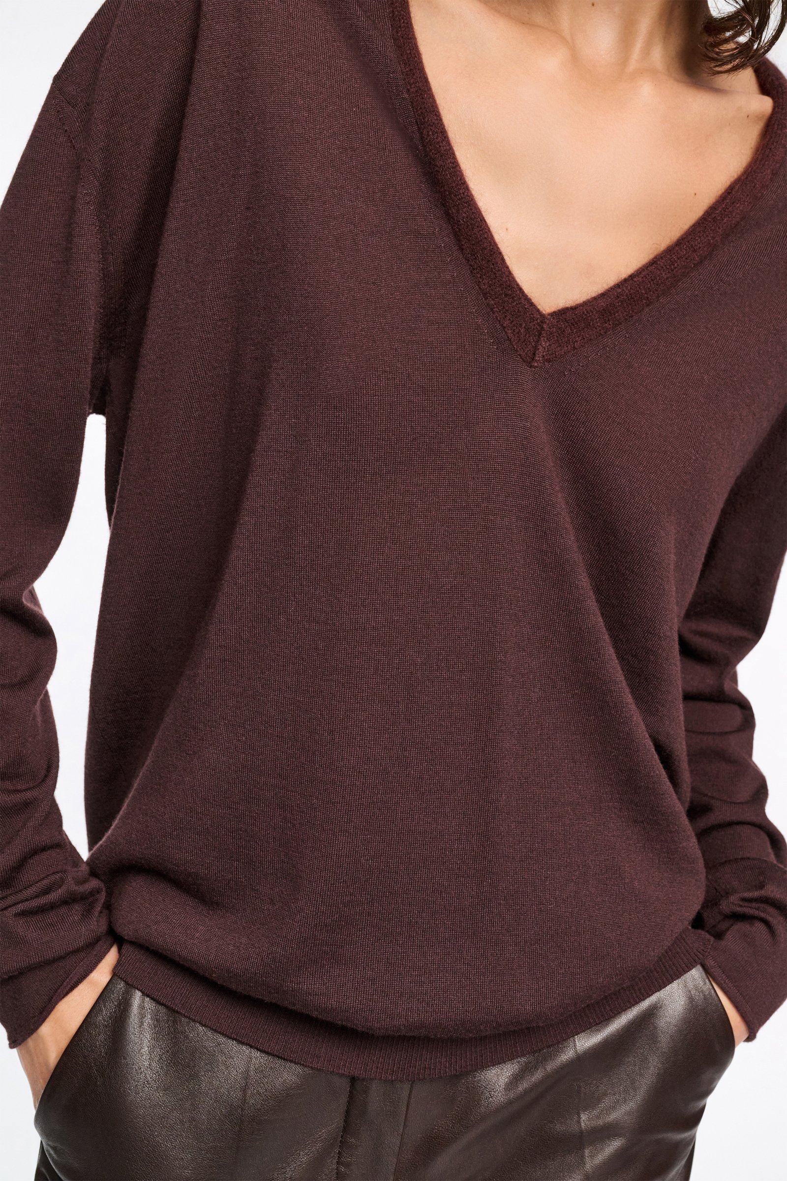 Dorothee Schumacher Pullover mit fluffy Details dark chocolate