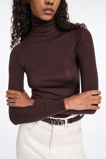 Dorothee Schumacher Seamless fine rib Merino turtleneck black chocolate