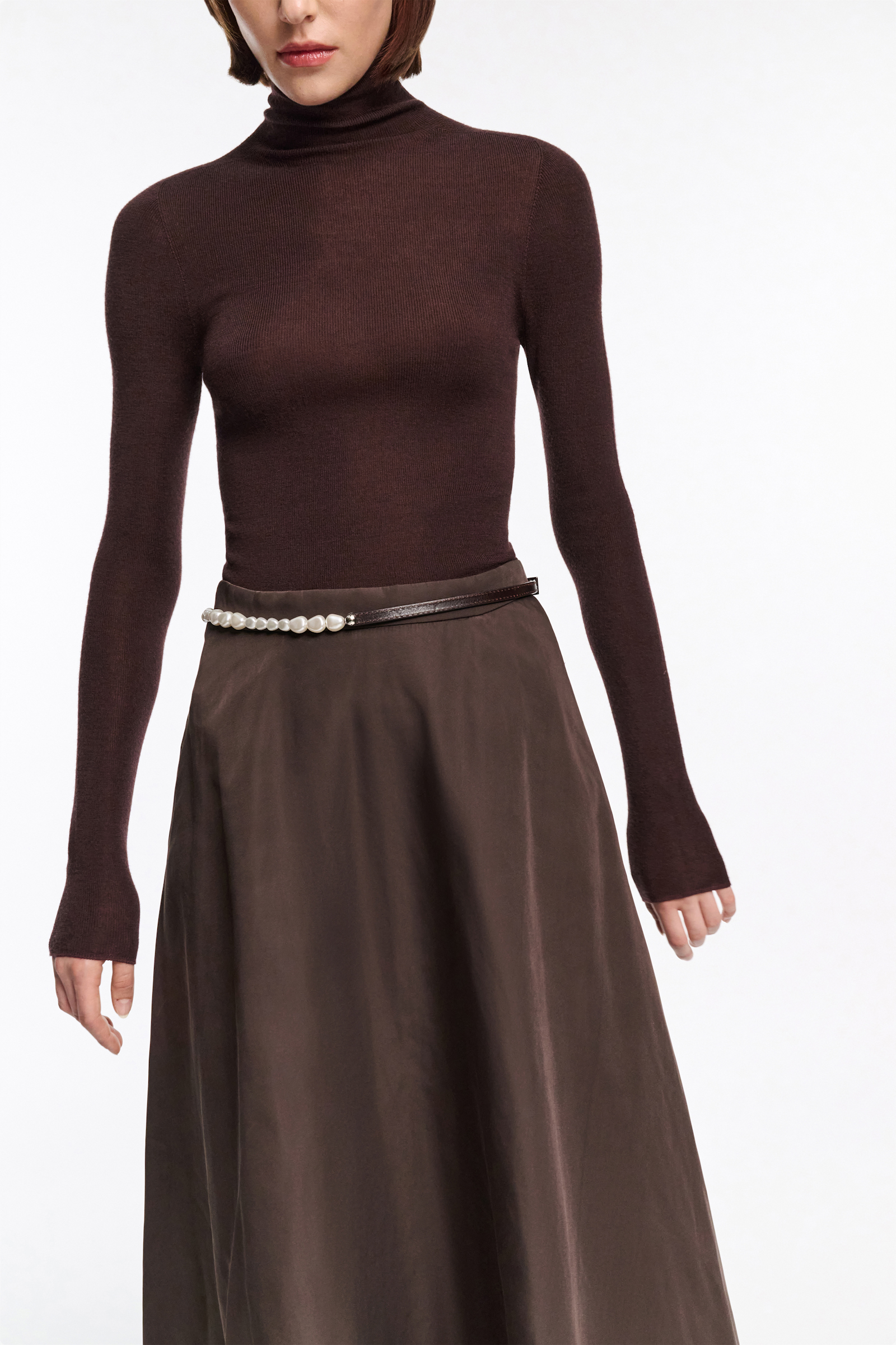 Dorothee Schumacher Nahtlos gestrickter Rollkragenpullover black chocolate