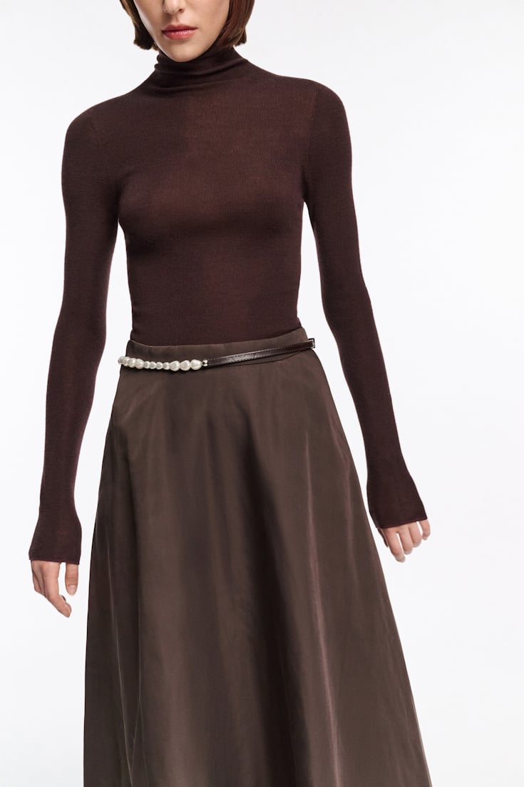 Dorothee Schumacher Nahtlos gestrickter Rollkragenpullover black chocolate