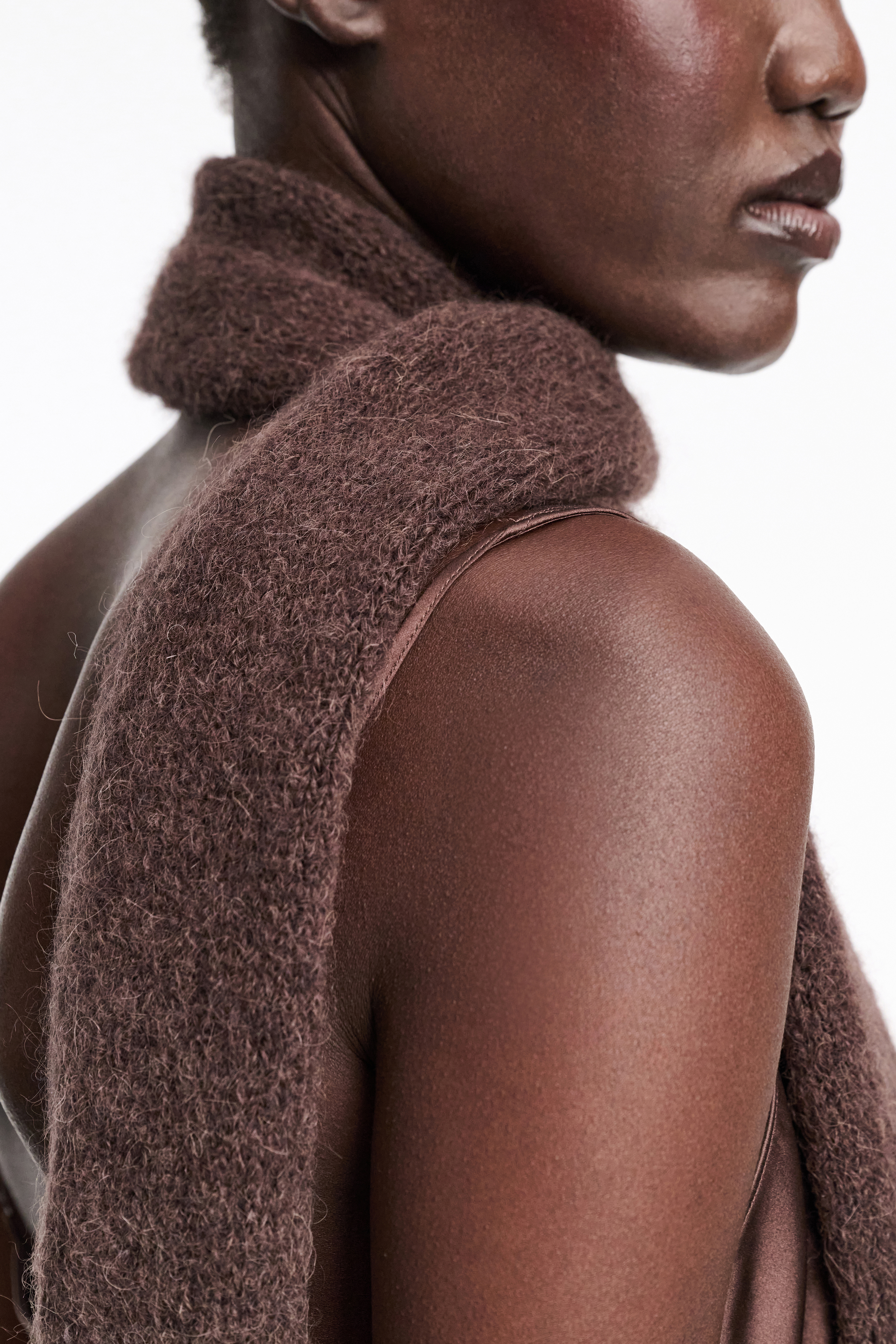 LOVING TOUCH scarf | Dorothee Schumacher