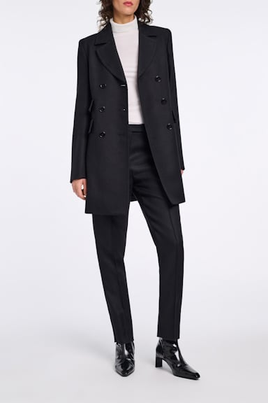 Dorothee Schumacher Longsleeve mit Rollkragen aus leichtem, technischem Jersey camellia white