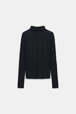 Dorothee Schumacher Longsleeve mit Rollkragen aus leichtem, technischem Jersey pure black