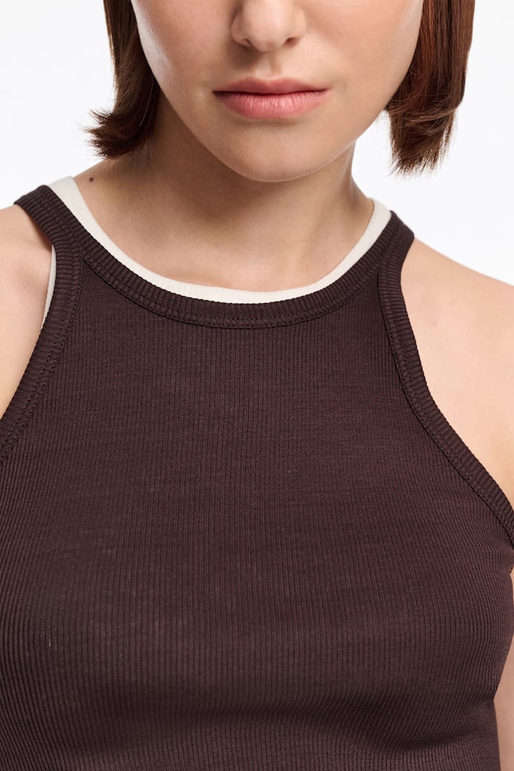 Dorothee Schumacher Tank top in luxurious rib knit chocolate