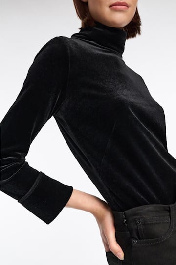 Dorothee Schumacher Rollkragentop aus Stretch-Samt pure black