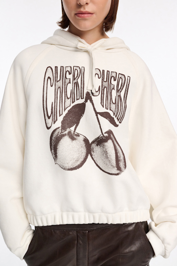 Dorothee Schumacher Hoodie mit "CHERI CHERI" Print camellia white