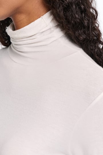 Dorothee Schumacher Long sleeve turtleneck eggshell
