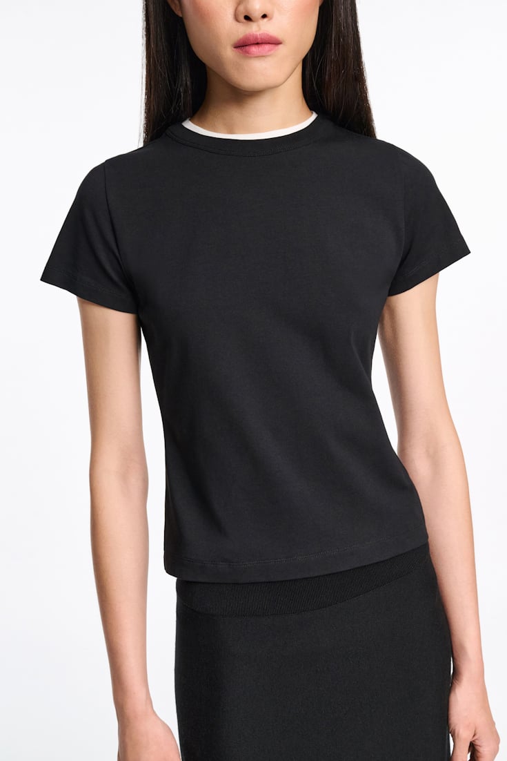 Dorothee Schumacher Rundhalsshirt mit gedoppeltem Kragen pure black