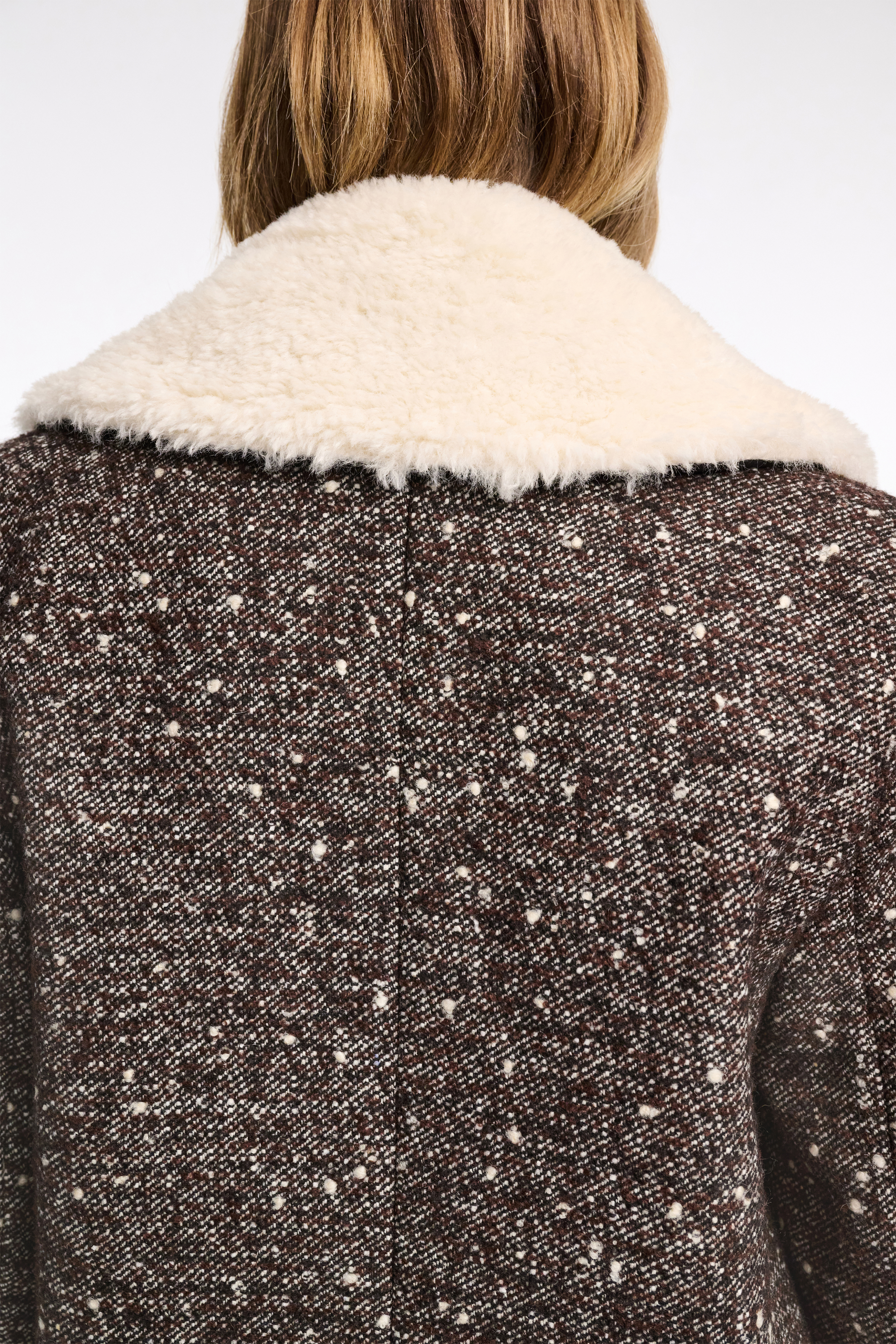 【たむ】Lumignon tweed-like fur knit Lumignon tweed-like fur knit【ブラック×ピンク】の通販はau PAY
