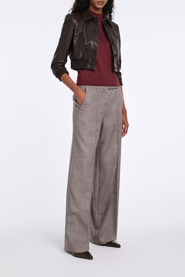 SLEEK STATEMENT jacket