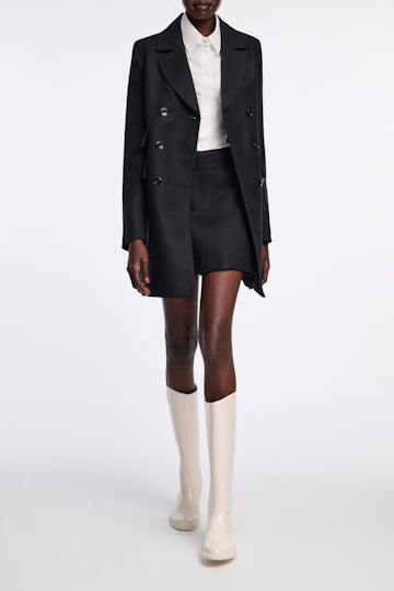 Dorothee Schumacher Short coat in virgin wool pure black