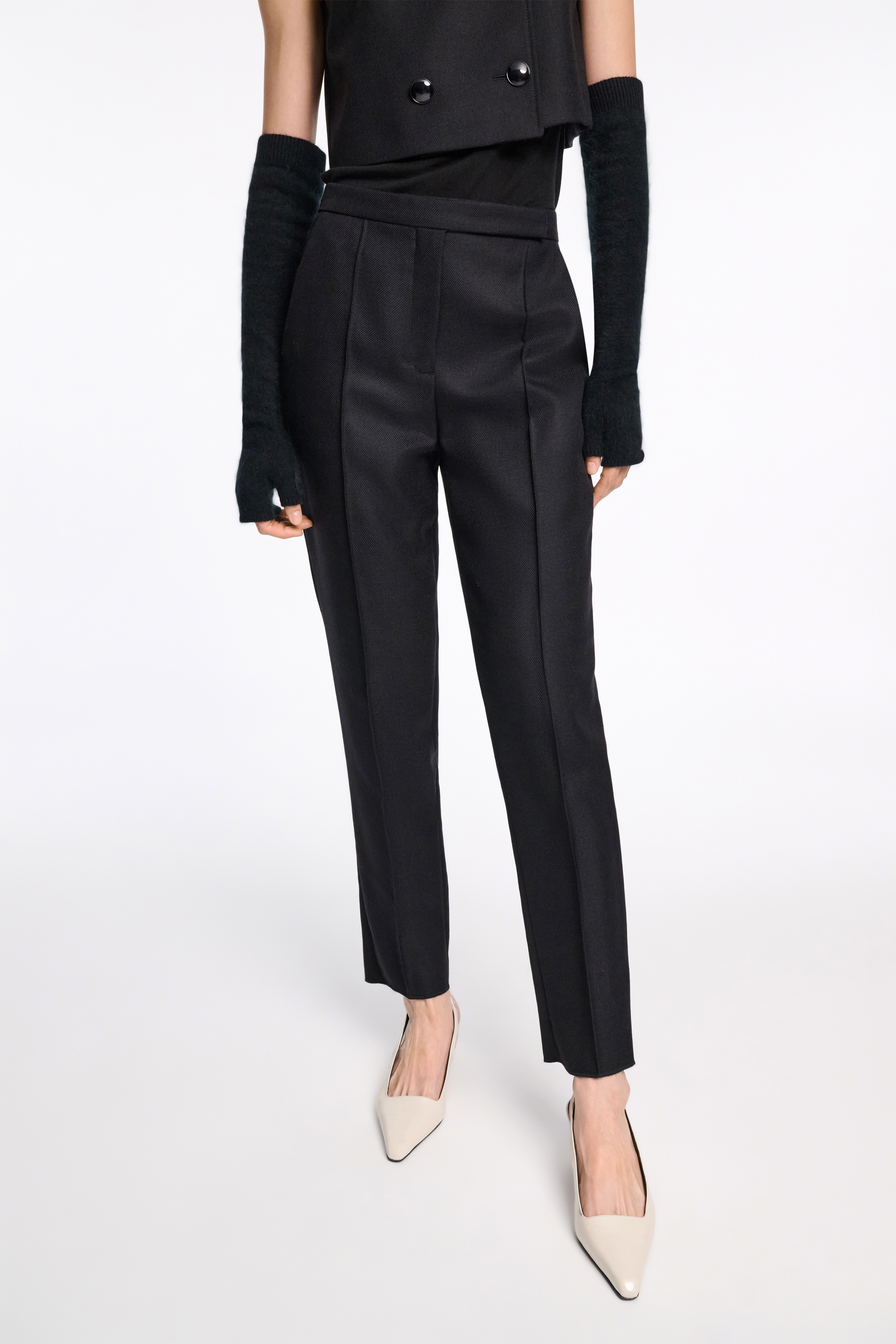 STRIKING COOLNESS pants | Dorothee Schumacher