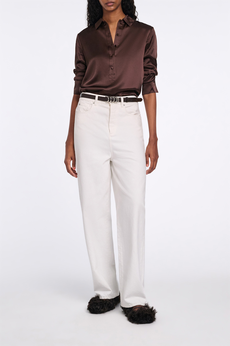 Dorothee Schumacher Bluse aus Seidensatin mit Polokragen chocolate