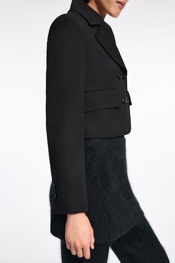 Dorothee Schumacher Cropped blazer in Punto Milano pure black