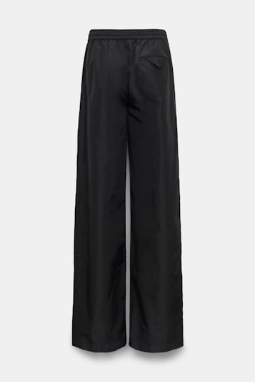 Dorothee Schumacher Nylon pants pure black