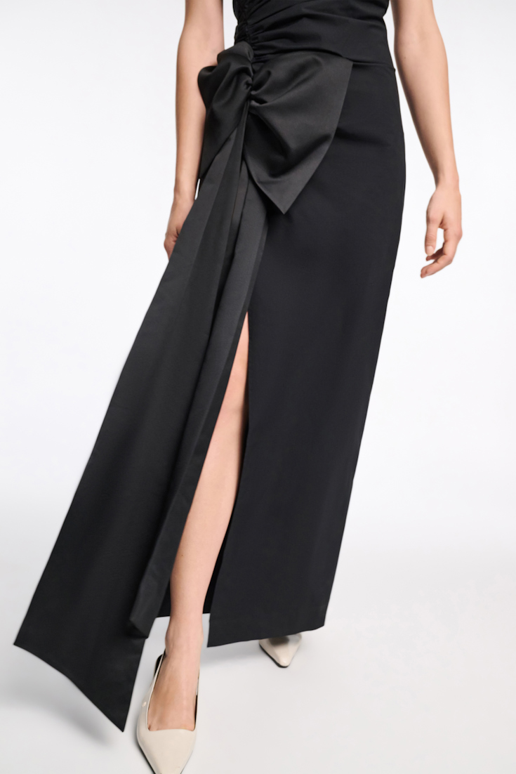 Dorothee Schumacher Long dress with maxi bow pure black