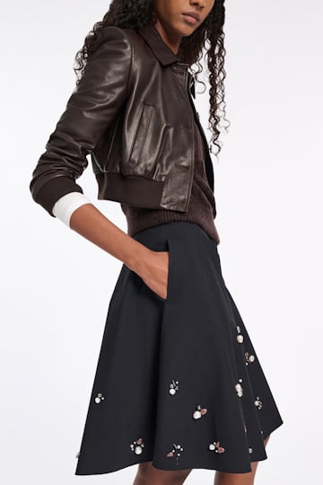 Dorothee Schumacher Von Hand bestickter Tellerrock pure black