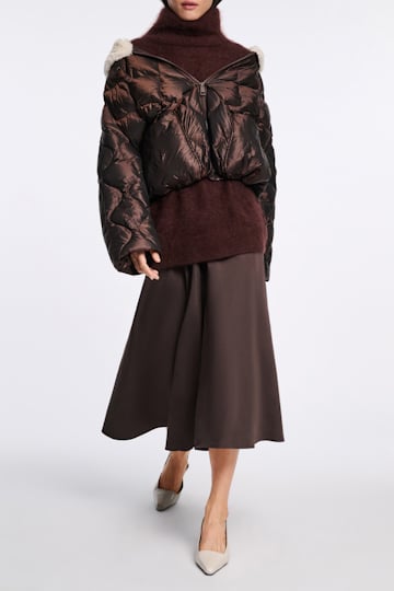 Dorothee Schumacher Down jacket with faux fur collar chocolate
