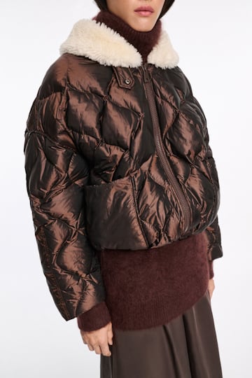 Dorothee Schumacher Down jacket with faux fur collar chocolate