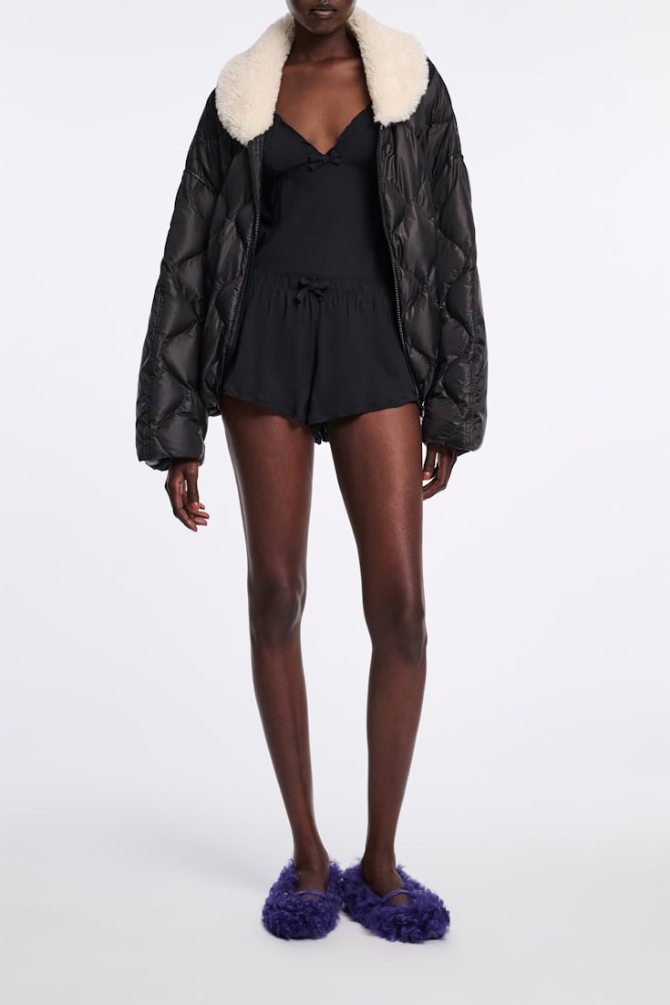 Dorothee Schumacher Daunenjacke mit Teddykragen pure black