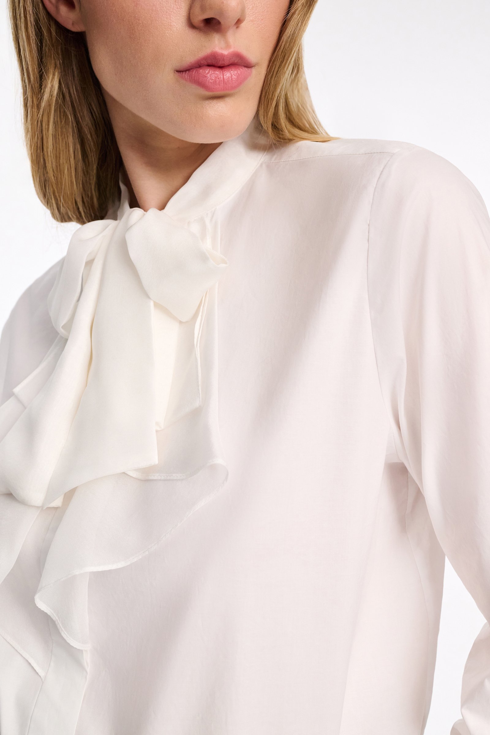 Dorothee Schumacher Stretch poplin blouse with draped bow pure white