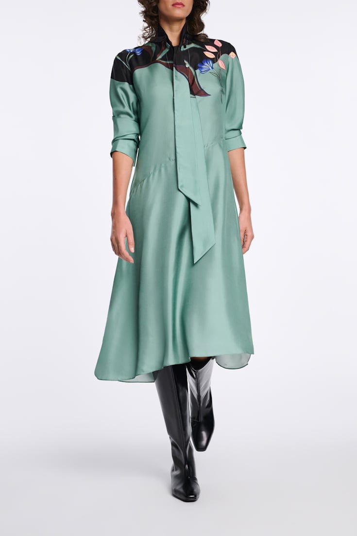 Dorothee Schumacher Hemdblusenkleid mit Signature-Print 057
