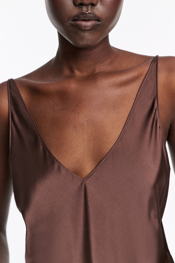 Dorothee Schumacher Seidentop mit verstellbaren Trägern dark chocolate