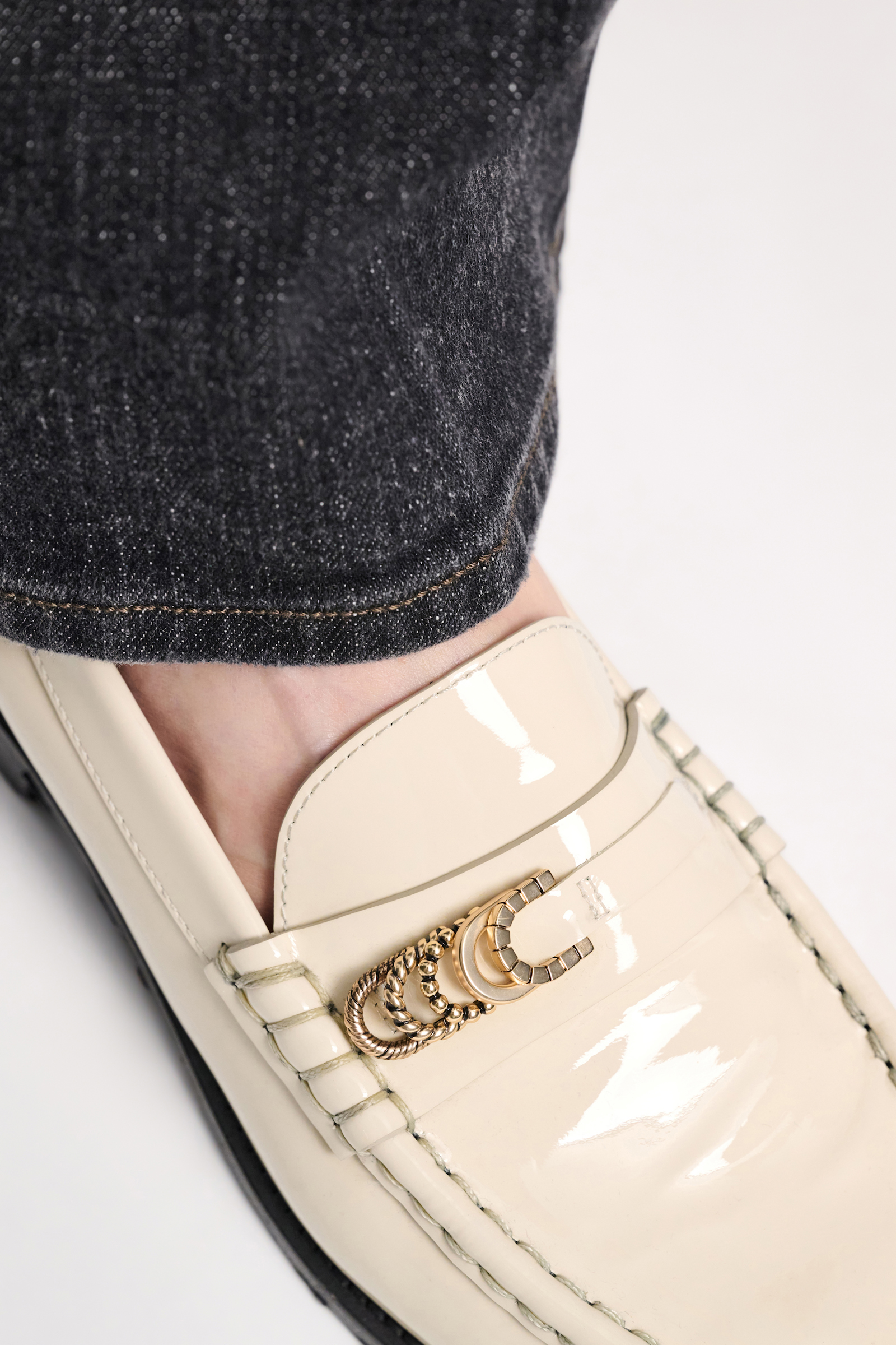 Dorothee Schumacher Loafers mit Signature D-Rings ivory