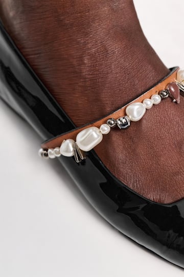 Dorothee Schumacher Mary-Jane Ballerinas mit Perlen-Strap pure black