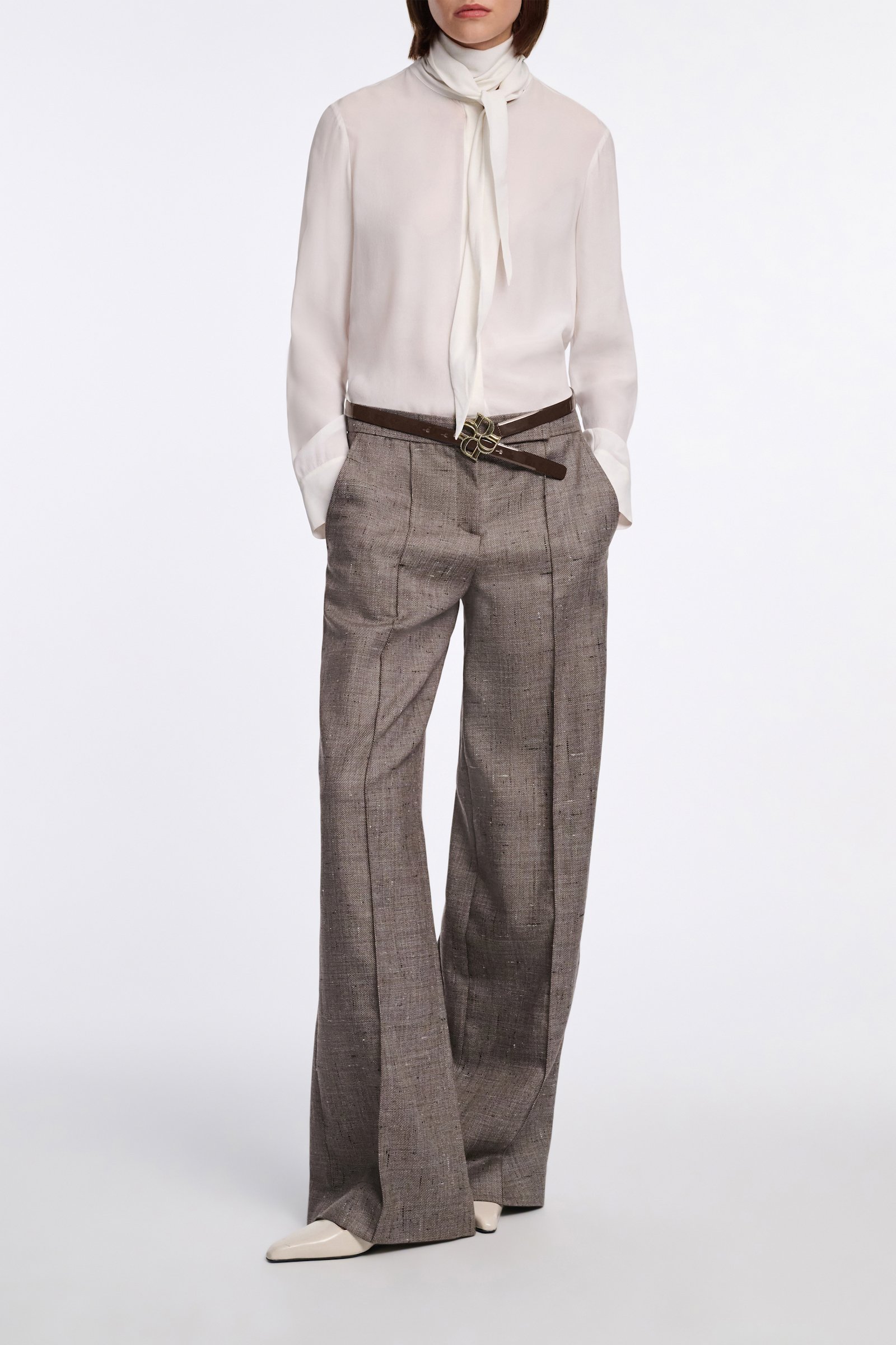 Dorothee Schumacher Gürtel mit D-Rose Schließe chocolate tweed