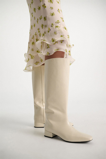 Dorothee Schumacher Reitstiefel aus Leder dark cream