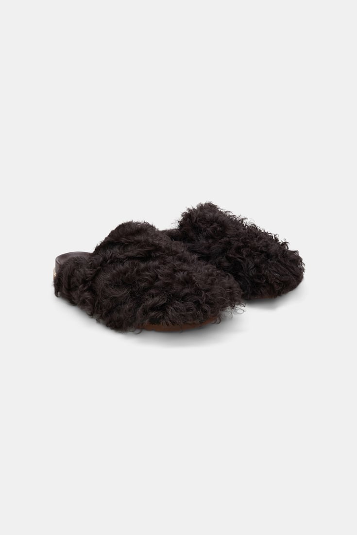 Dorothee Schumacher Furry Clogs dark chocolate