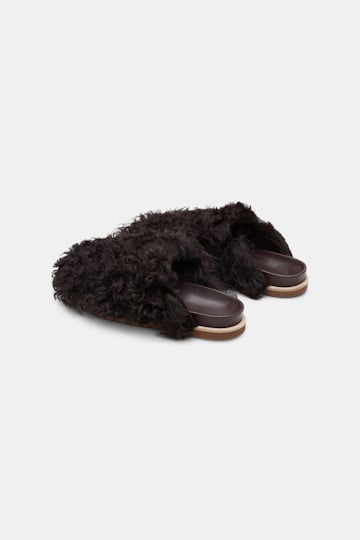 Dorothee Schumacher Furry Clogs dark chocolate