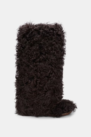 Dorothee Schumacher Gamaschen aus Schafsfell dark chocolate