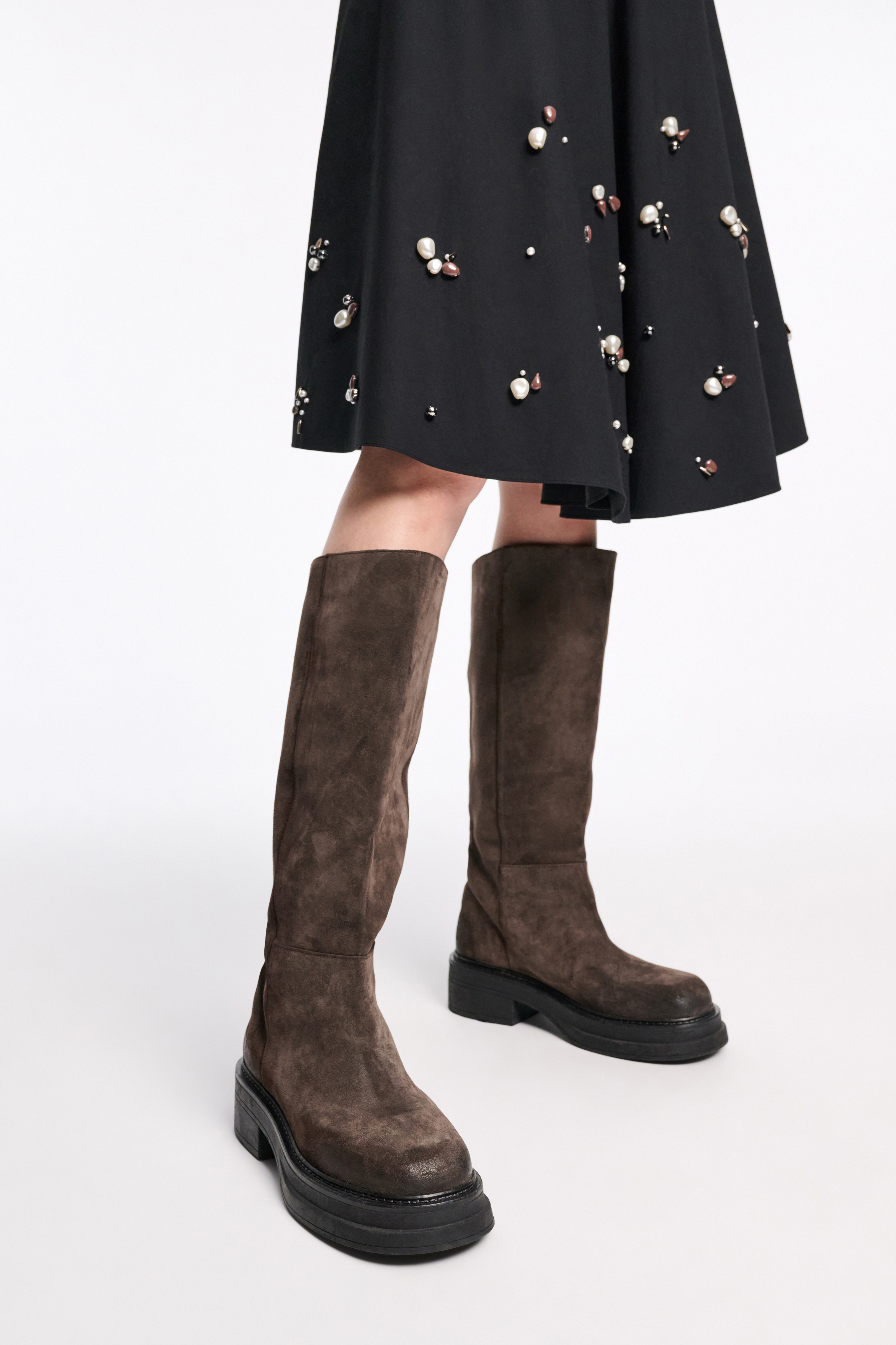 SUEDE SENSATION Knee Boot | Dorothee Schumacher