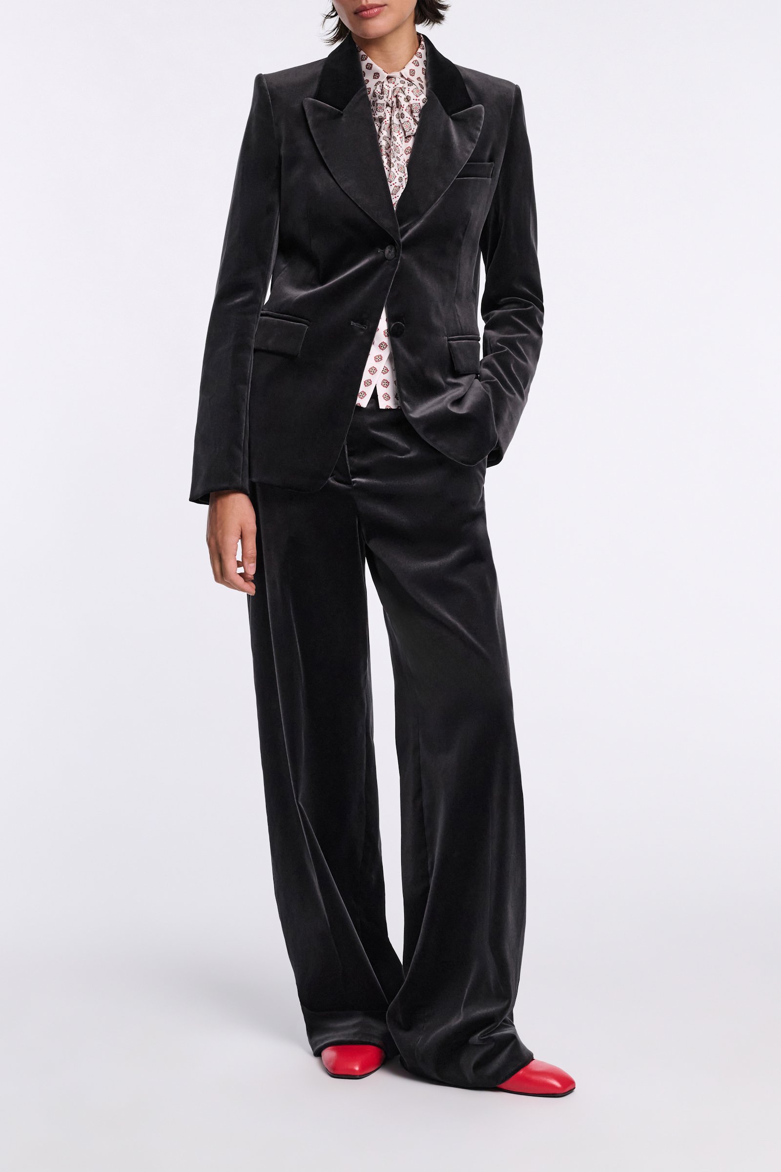 Dorothee Schumacher Samthose mit weitem Bein graphite