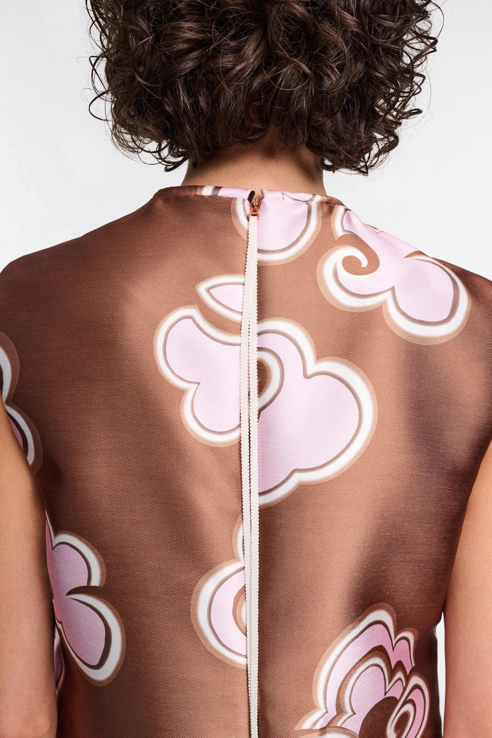 Dorothee Schumacher Von Hand besticktes Shiftkleid aus  bedrucktem Duchesse-Twill caramello rose