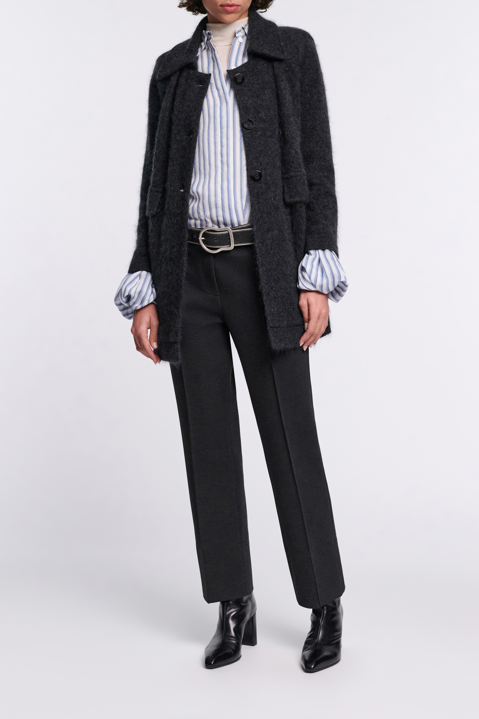 Dorothee Schumacher Bluse aus gestreiftem Organdy Voile mit Ballon-Cuff Detail white sky mix