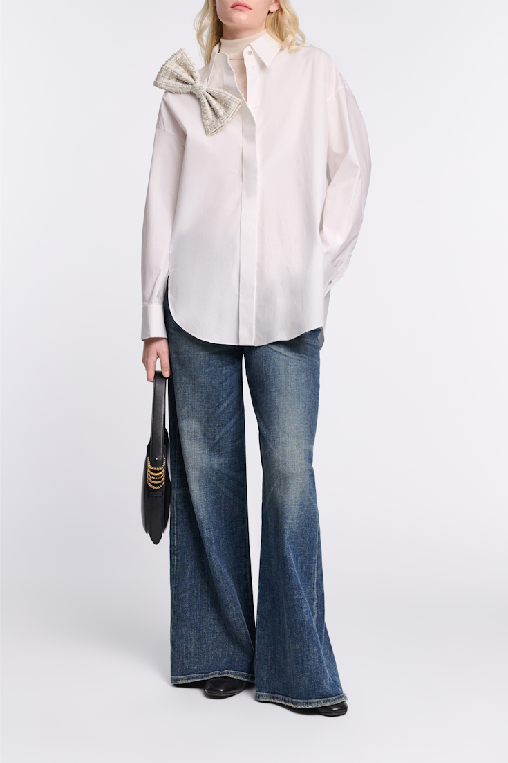 Dorothee Schumacher Hemd mit Bow-Brosche aus Baumwoll-Popeline white pearl