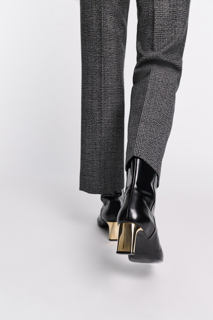 Dorothee Schumacher Ankle boots with golden heel pure black