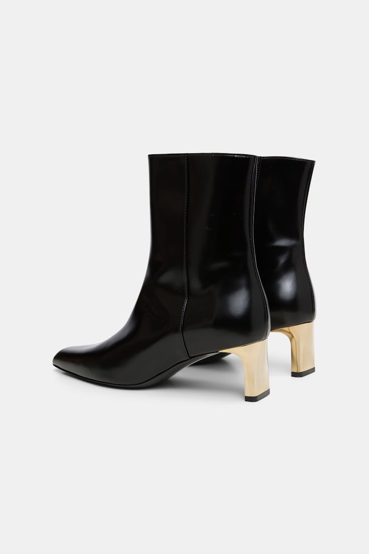 Dorothee Schumacher Ankle boots with golden heel pure black