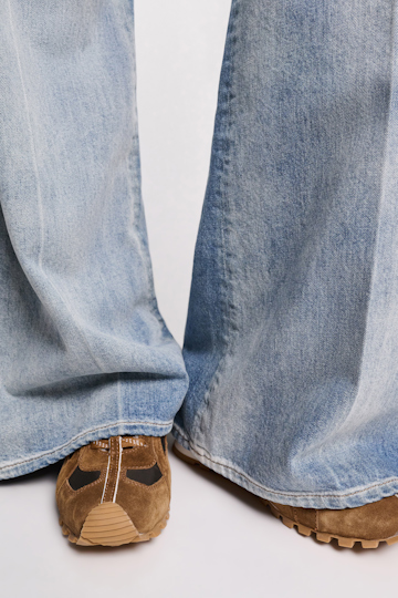 Dorothee Schumacher Sneaker mit Shearlin-Futter aus Materialmix camel brown