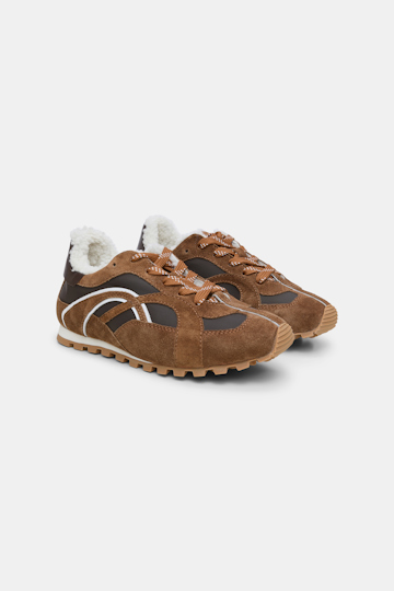 Dorothee Schumacher Sneaker mit Shearlin-Futter aus Materialmix camel brown