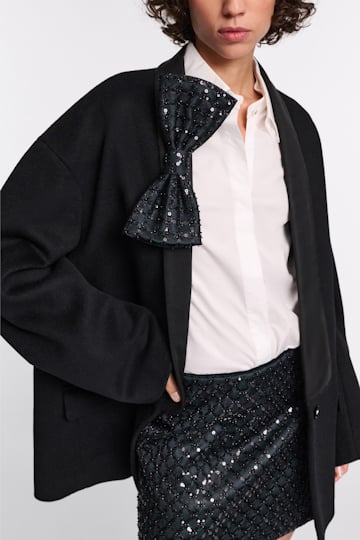 Dorothee Schumacher Maxi Schleifenbrosche aus besticktem Duchesse graphite