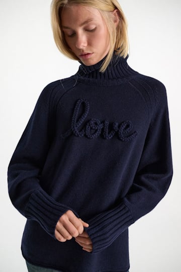 Dorothee Schumacher Turtleneck pullover in Merino-cashmere true navy