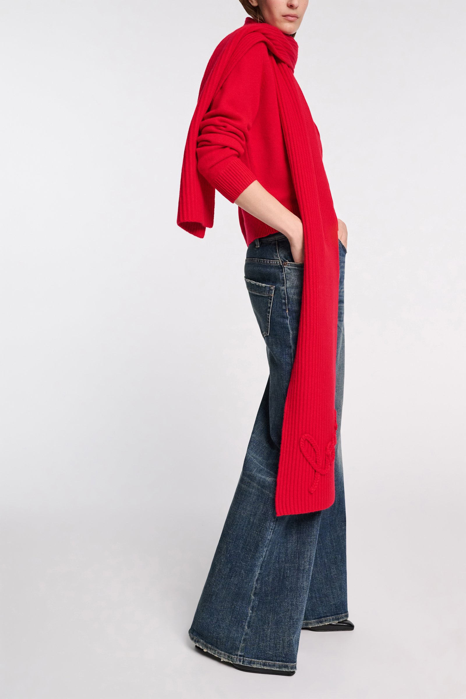 Dorothee Schumacher Ribbed Merino-cashmere LOVE scarf lollipop